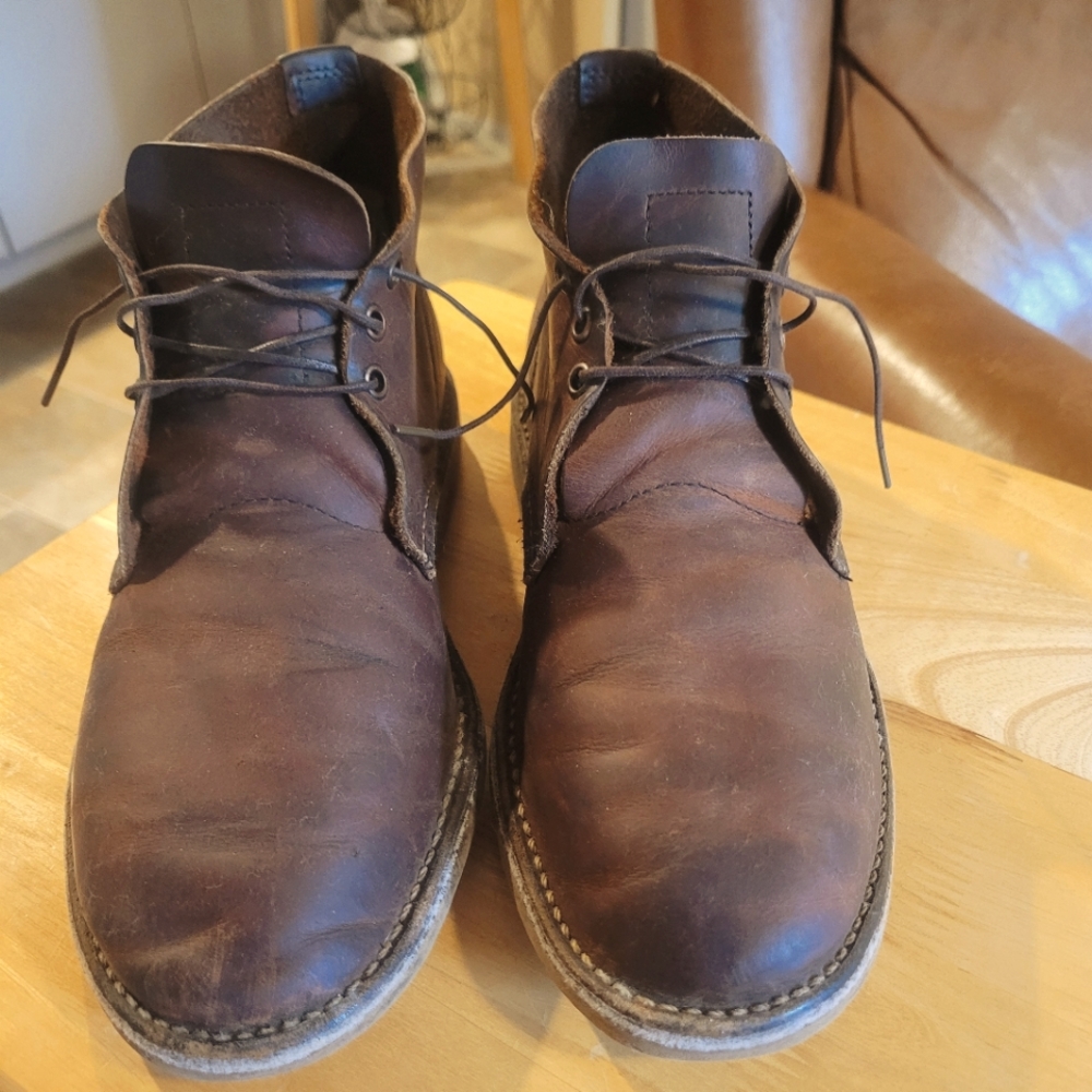 Redwing Weekender Chukka Boots. Size 7D US.